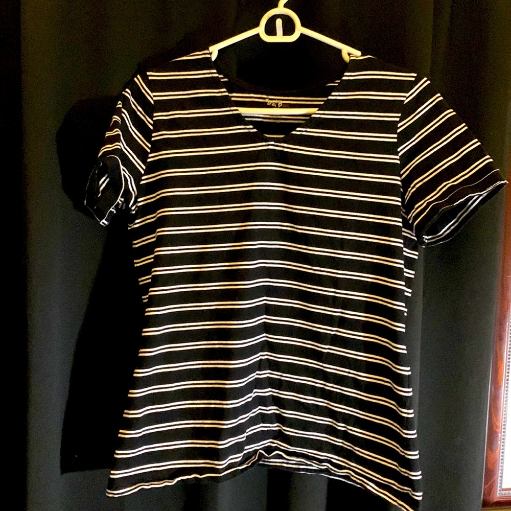 Stripped women’s casual shirt L